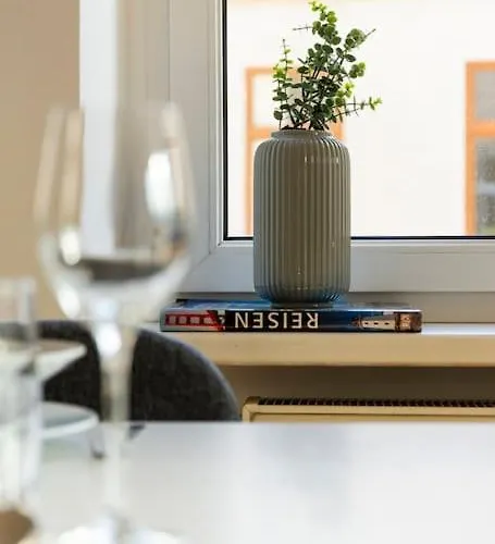 Savoir-vivre In Unserer Zentralen Balkonwohnung * Vídeň